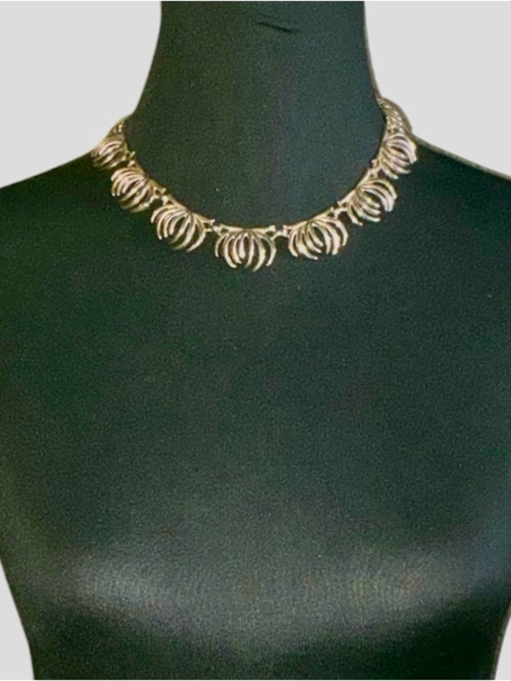 Vintage 1950 Monet Choker Necklace